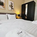 Апартаменти Cozy Panoramic Near Coresi Mall #brasov