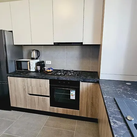 Lägenhet Cozy Panoramic Near Coresi Mall #brasov