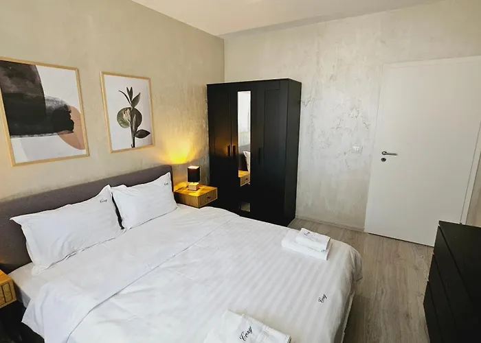 Cozy Panoramic Near Coresi Mall #brasov شقة براشوف